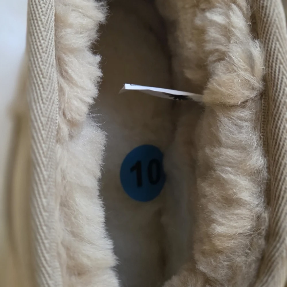 UGG Tan Ankle Boots with Cream Lining - Picture 3 of 5